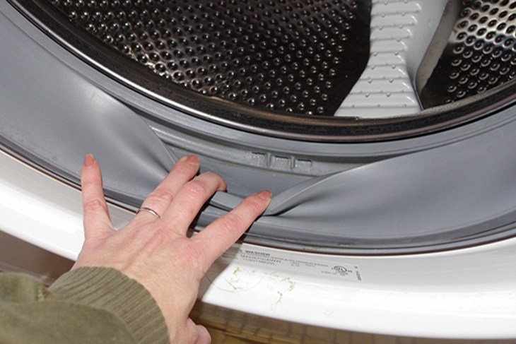 Hướng dẫn khắc phục máy giặt cửa ngang bị chảy nước trước cửa chi tiết