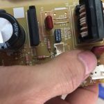 Cách sửa máy hút ẩm cắm nhầm điện 220v tại nhà từ A – Z
